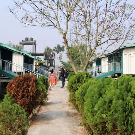 Banani Resort By Wb Inn Gosaba Экстерьер фото